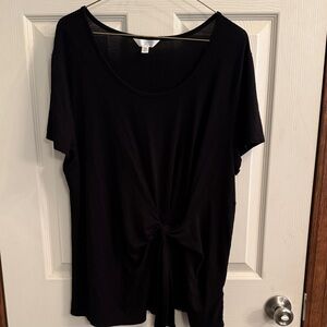 Time and Tru Black Short-Sleeve Knot Front Tee